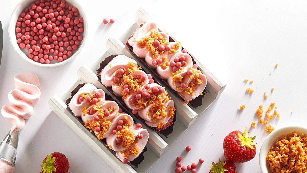 Stimulate the senses