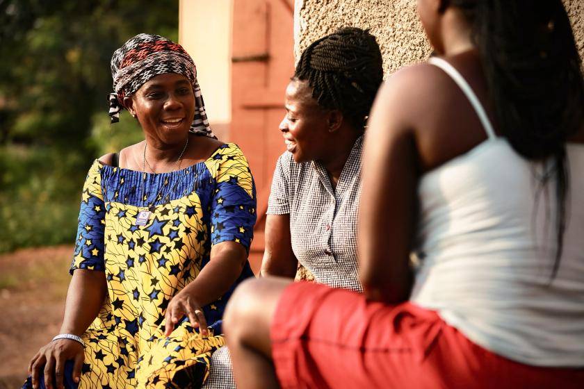 Fortalecendo as comunidades