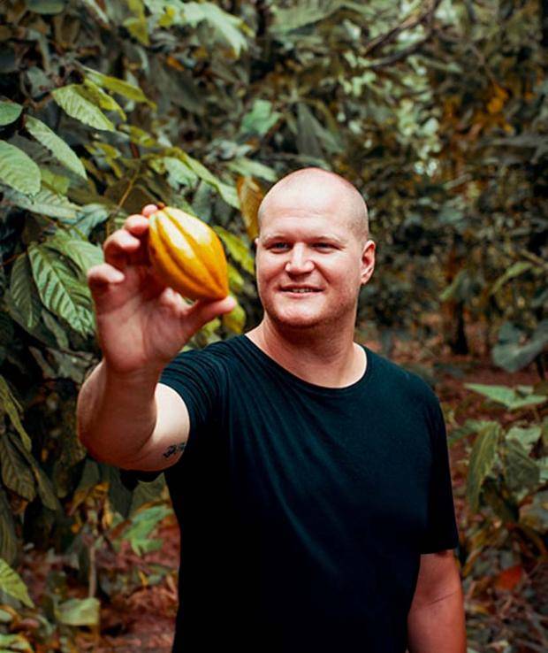 Trace back the cocoa bean - Ghana cocoa farmer Callebaut