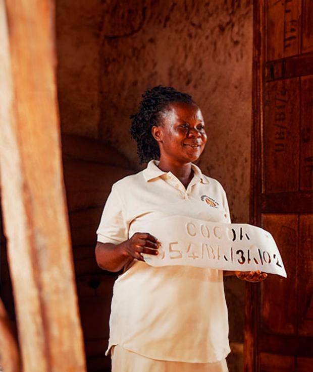 Trace back the cocoa bean - Ghana purchasing clerk Callebaut