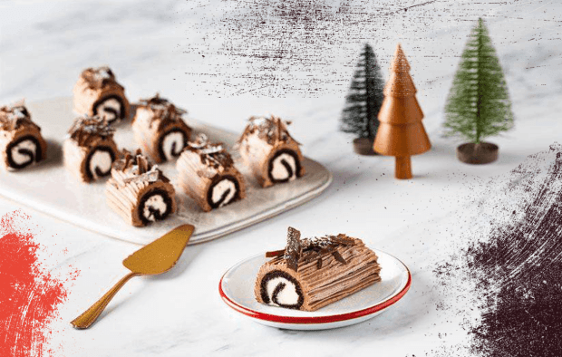 Mini chocolate yule logs