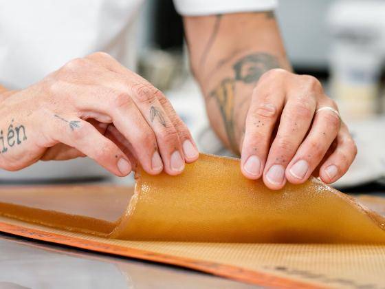chef working with gelatin product